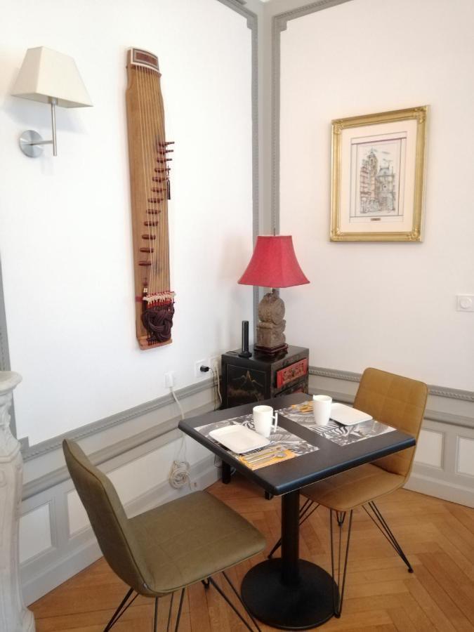 נבר Chambres D'Hotes De Luxe Cote Parc-Cote Jardin Avec Parking Prive Gratuit מראה חיצוני תמונה